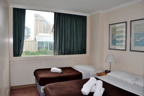 Accommodation Sydney: Hyde Park View 2 Bedroom 1 Bathroom Pet Friendly Apartment - Kalgoorlie Accommodation 0