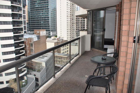 Accommodation Sydney - Kent Street Sydney CBD Top Floor 2 Bedroom Apartment With Balcony - Kalgoorlie Accommodation 2