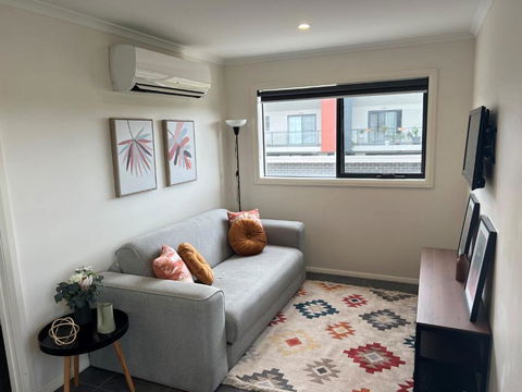 Adorable 1 Bedroom Unit In Coombs - Kalgoorlie Accommodation 0