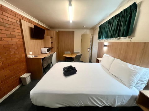 Adrian Motel - Kalgoorlie Accommodation 4