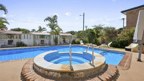 Affordable, Pool, Spa, Beach, Bbq, Sleeps 4 - Kalgoorlie Accommodation 2