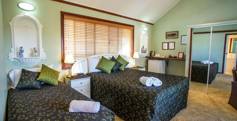 Ainslie Manor Bed And Breakfast - Kalgoorlie Accommodation 0
