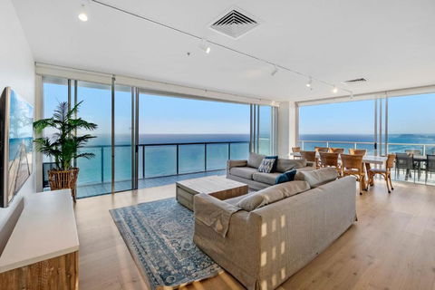 Air On Broadbeach 2 Level Private Apartment - CoastHM - Kalgoorlie Accommodation 0