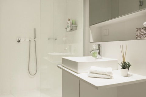 Absolute Collins Apartments - Kalgoorlie Accommodation 3