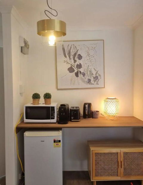 A Comfortable And Quiet 2bedroom House And A 1bedroom Bungalow - Kalgoorlie Accommodation 3