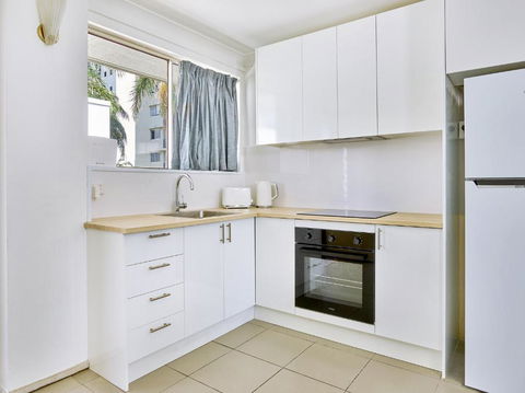 Affordable Accommodation In The Heart Of Surfers Paradise - Kalgoorlie Accommodation 4