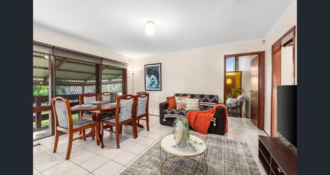 A Room In Mill Park - Kalgoorlie Accommodation 4