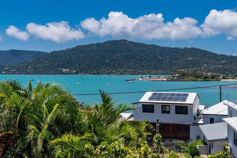 Airlie Getaway - Airlie Beach - Kalgoorlie Accommodation 2