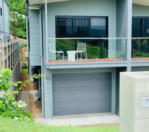 AIRLIE BEACH Delight. Hop, Skip Jump To Everything - Kalgoorlie Accommodation 1
