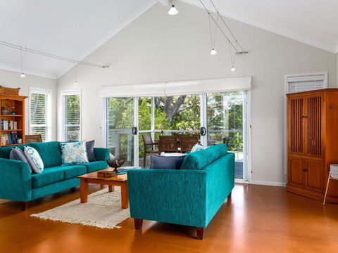 Akarana Beach House By Jervis Bay Rentals - Kalgoorlie Accommodation 2