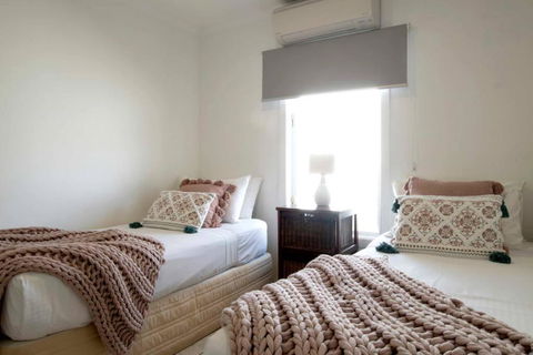 Alani - Absolute Beachfront - Sleeps Up To 10 - Kalgoorlie Accommodation 1
