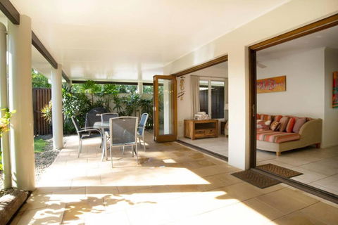 Alani - Absolute Beachfront - Sleeps Up To 10 - Kalgoorlie Accommodation 2