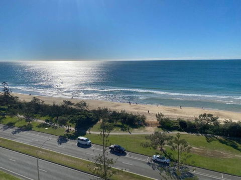 Alex Beachfront 3 Brm Apartment - 9th Floor - Kalgoorlie Accommodation 0