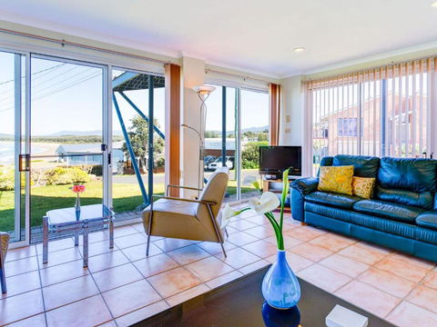 Alexandra Suite Gerroa - Kalgoorlie Accommodation 0