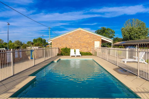 All Travellers Motor Inn - Kalgoorlie Accommodation 0