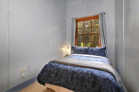 Allen Street - Kalgoorlie Accommodation 4