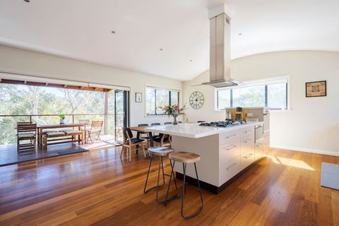 Alleura House Serene Bushland 4BR Families Groups - Kalgoorlie Accommodation 0