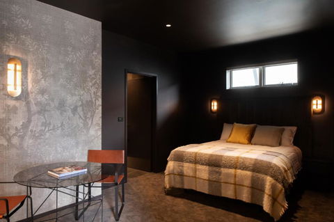 Allure 43 - Kalgoorlie Accommodation 1