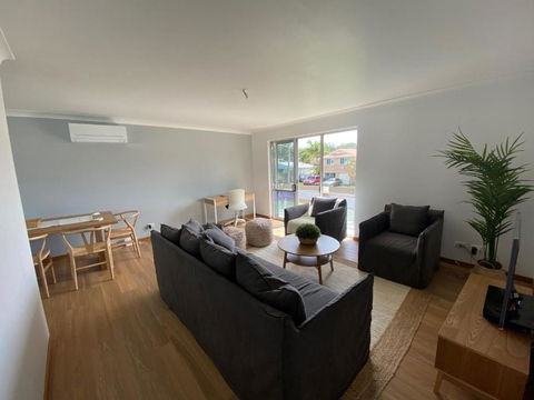 Alma Beach Haven - Kalgoorlie Accommodation 1