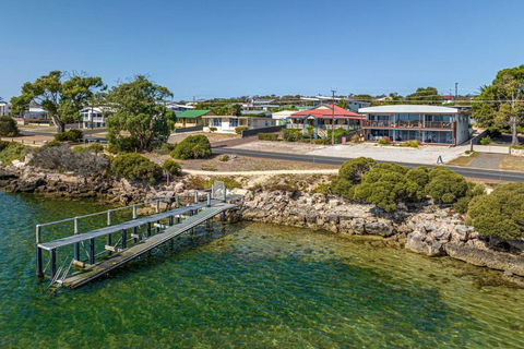 Almonta Apartments On The Water Front - Kalgoorlie Accommodation 1