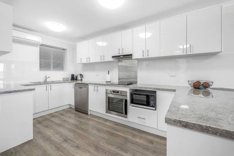 Almonta Apartments On The Water Front - Kalgoorlie Accommodation 2