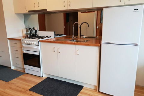 Alpine Haven 4 - Kalgoorlie Accommodation 1