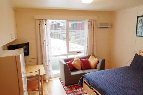 Alpine Haven 4 - Kalgoorlie Accommodation 0