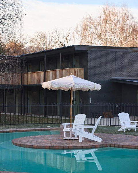 Alpine Inn - Kalgoorlie Accommodation 0