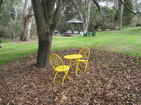 Alpine Riverside Cottages - Kalgoorlie Accommodation 3