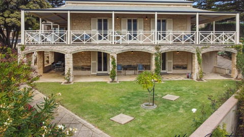 Alton House By Wine Coast Holidays - Kalgoorlie Accommodation 0