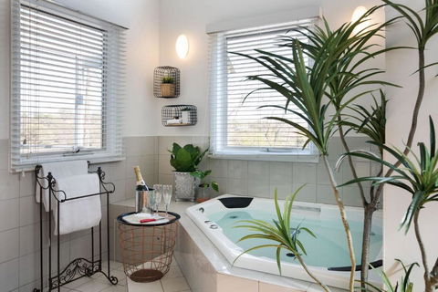 Amaris - Kalgoorlie Accommodation 4