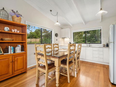 Amaroo Cottage - Kalgoorlie Accommodation 3