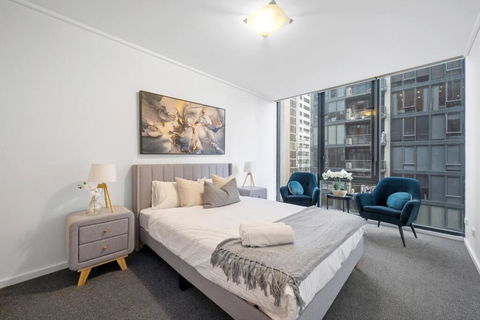 Amaya-Modern Southbank Living-Close To Crown & Yarra River - Kalgoorlie Accommodation 4