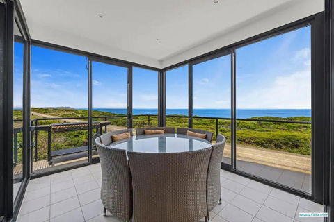 Amazing Views By Ready Set Stay - Kalgoorlie Accommodation 1