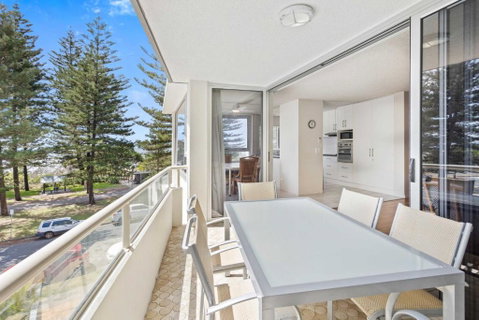Ambassador Beachfront Apartments - Hosted By Burleigh Letting - Kalgoorlie Accommodation 4