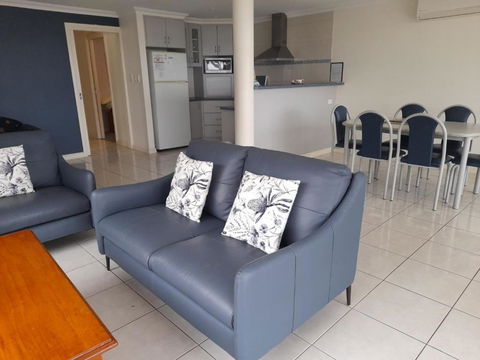 Ambience Apartments 1 - Kalgoorlie Accommodation 4