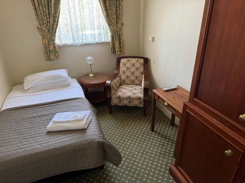 American Hotel Creswick - Kalgoorlie Accommodation 3