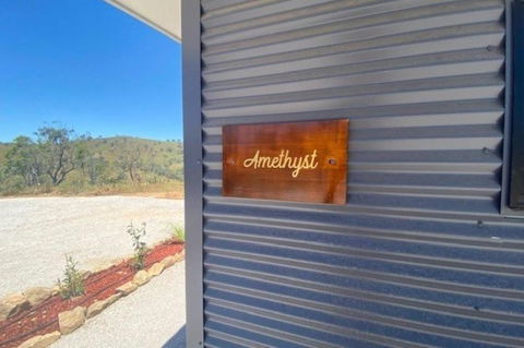 Amethyst - 1 Bed With Hot Tub - Kundalini Lodge - Kalgoorlie Accommodation 4