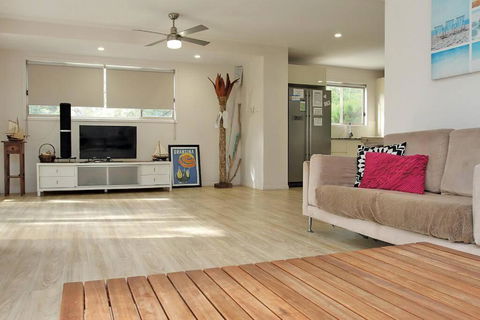 AMITY BEACHHOUSE - Kalgoorlie Accommodation 4