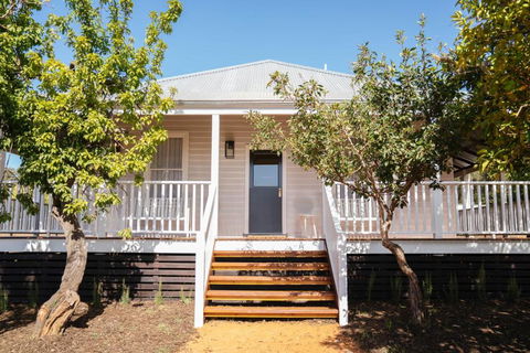 Ampersand Estates - Kalgoorlie Accommodation 1