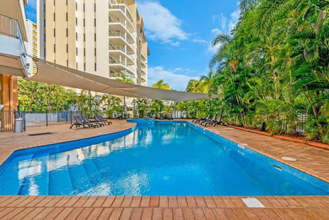 An Exceptional Seaside Esplanade Locale With Pool - Kalgoorlie Accommodation 4