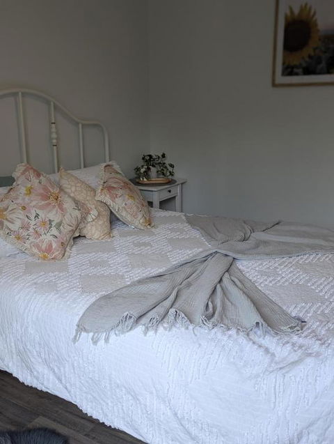 Amamoor - Living Waters - Kalgoorlie Accommodation 2