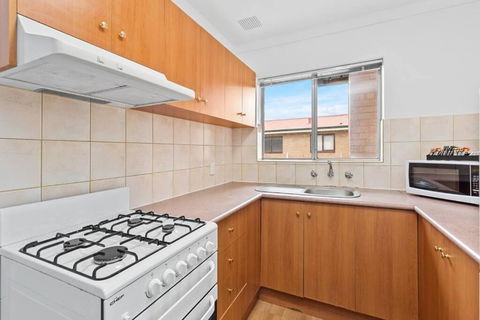 Apartment 10 Burswood - Kalgoorlie Accommodation 3