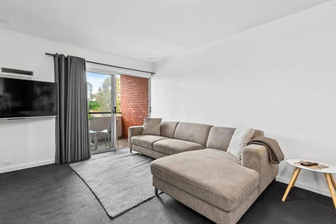 Apartment 10 Burswood - Kalgoorlie Accommodation 4