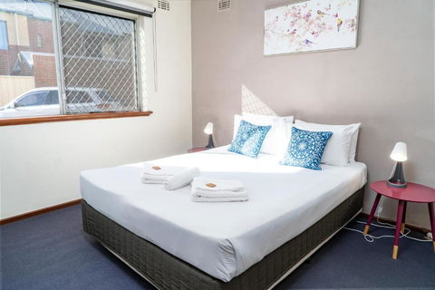 Apartment 3 Burswood - Kalgoorlie Accommodation 0