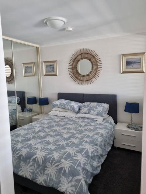 Apartment At The Entrance - Kalgoorlie Accommodation 3