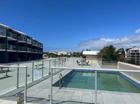 Apartment At The Entrance - Kalgoorlie Accommodation 4