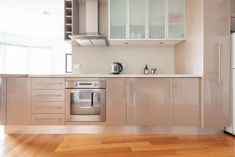 Apartment In The Heart Of The Launceston CBD - Kalgoorlie Accommodation 2