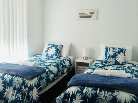 API Preston Beach Front Apartments - Kalgoorlie Accommodation 1