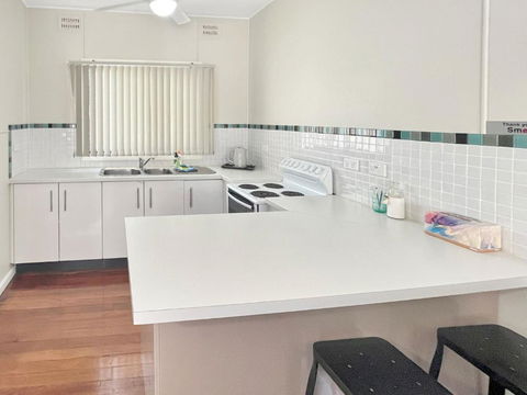 Aqua Cottage - Kalgoorlie Accommodation 1